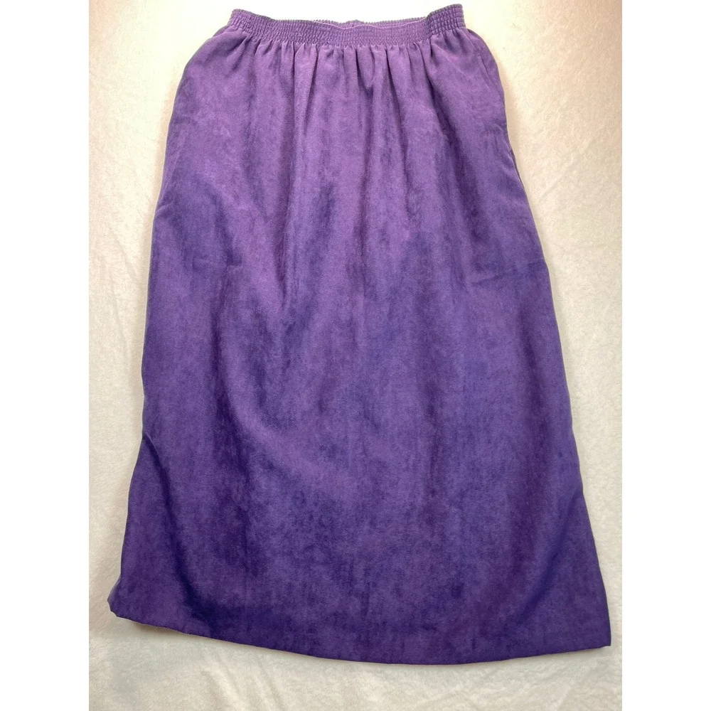 BonWorth Skirt Suit Set M Purple Floral Embroidered Faux Suede VTG Granny‎ Artsy